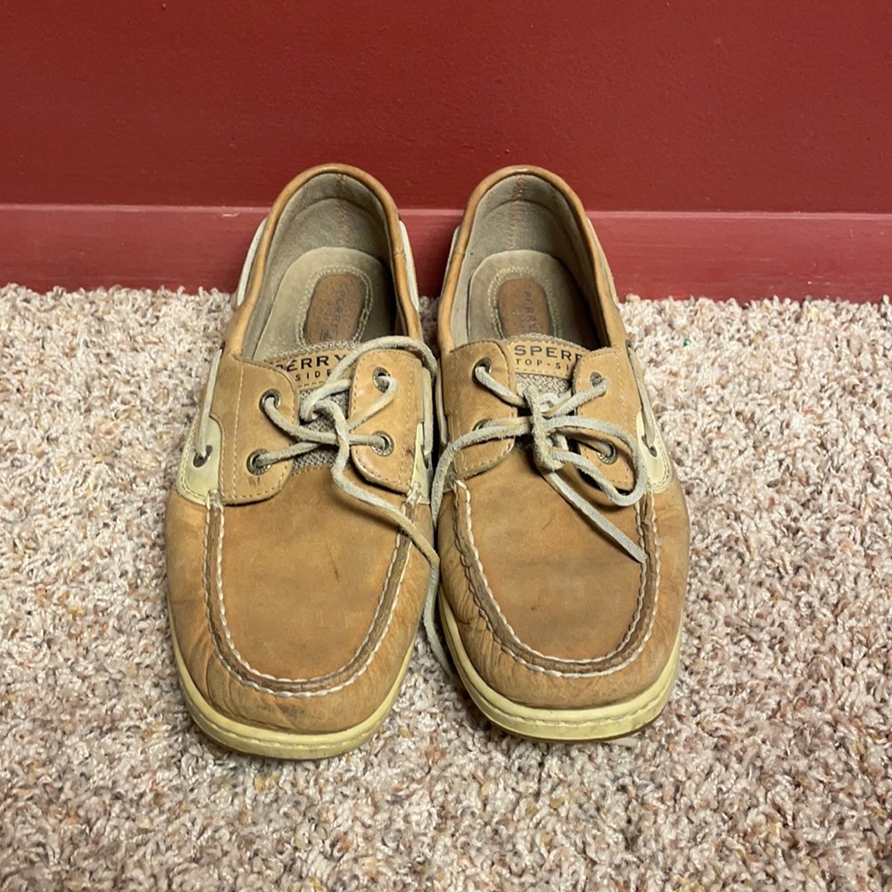 Sperry boat shoes